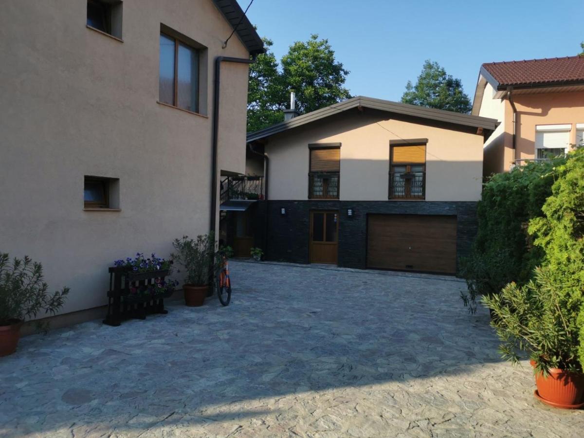 House Leyla Otel Bihać Dış mekan fotoğraf