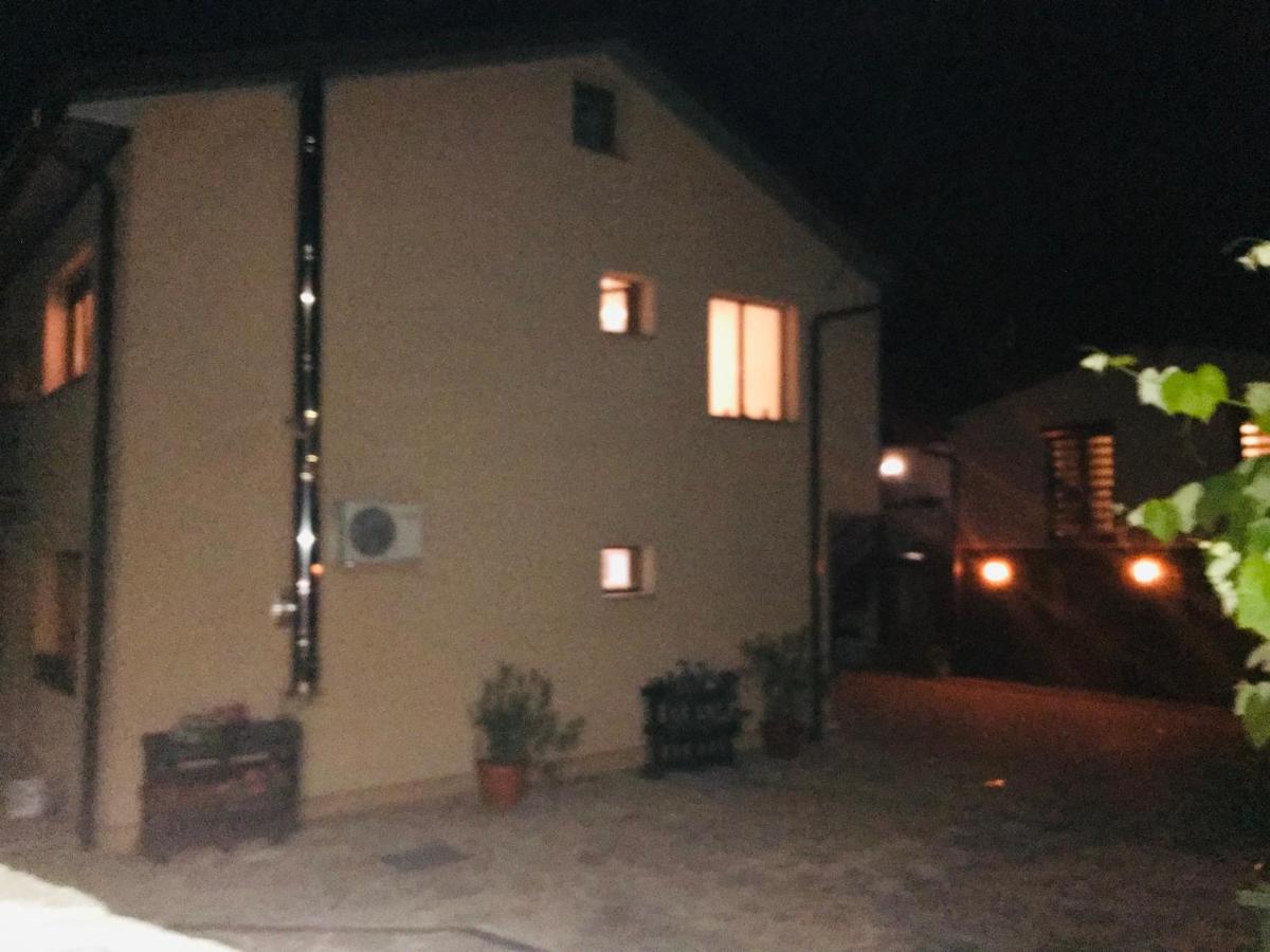House Leyla Otel Bihać Dış mekan fotoğraf