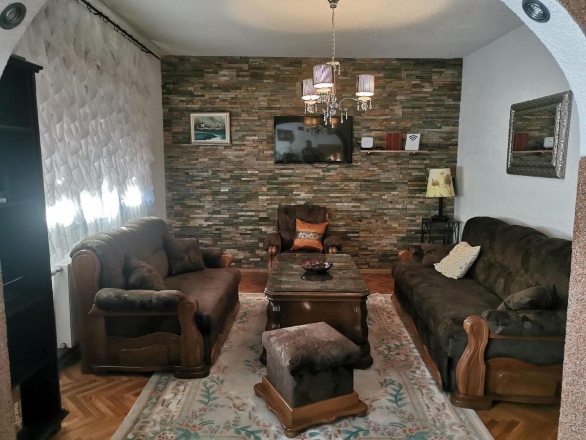 House Leyla Otel Bihać Dış mekan fotoğraf